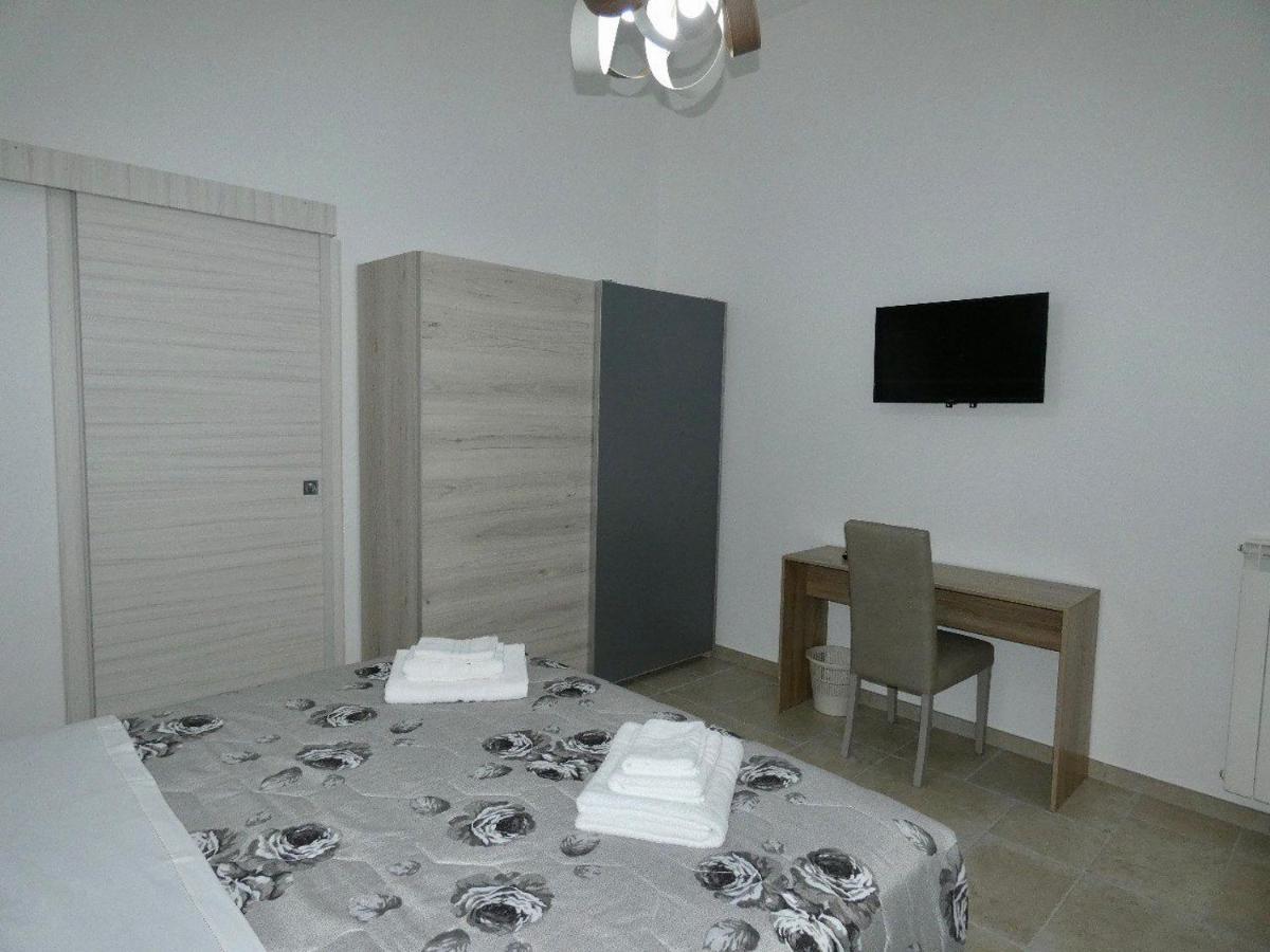 B&B La Piazzetta Fragagnano Eksteriør billede